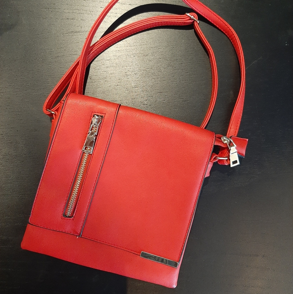 Shoulder bag